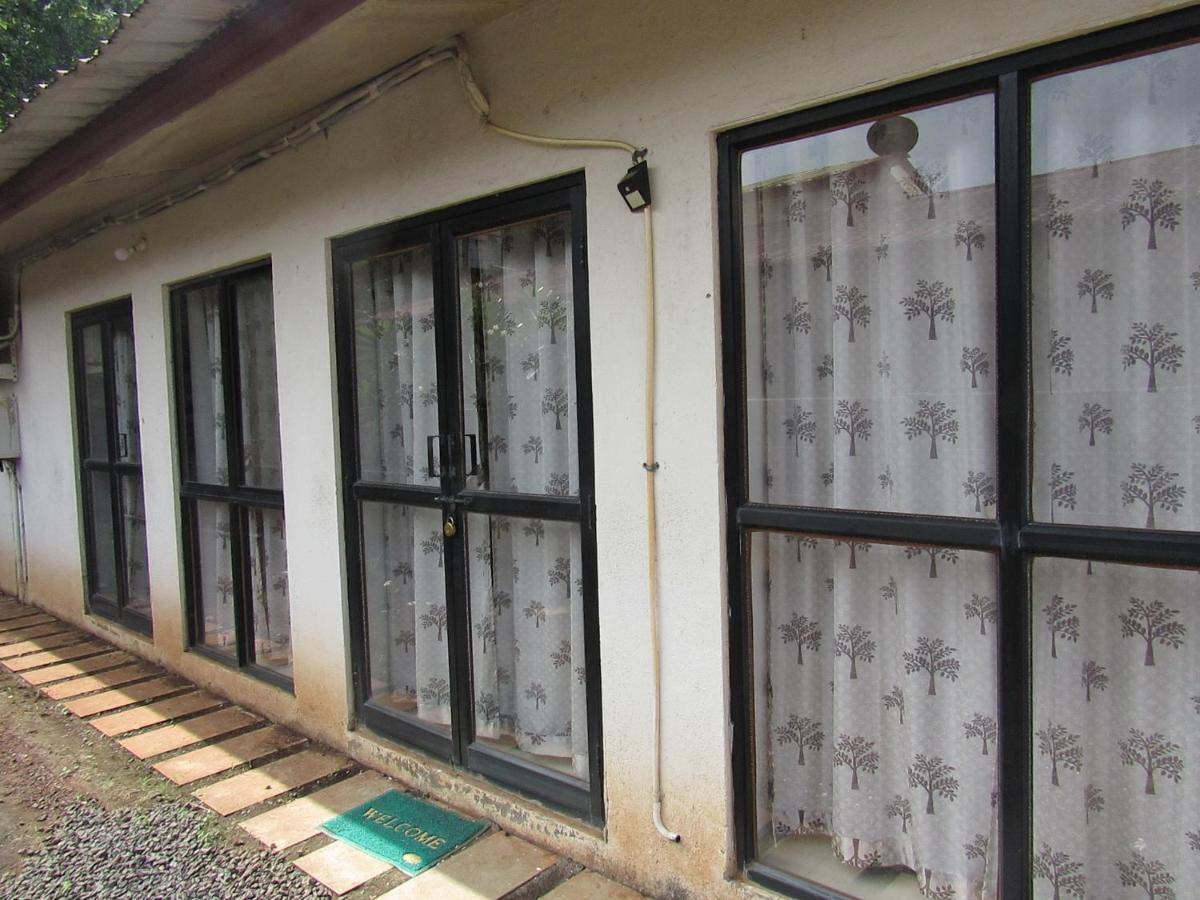 Retreat Chalets, The Nest, At Sparsh Resorts, Karjat Exterior photo